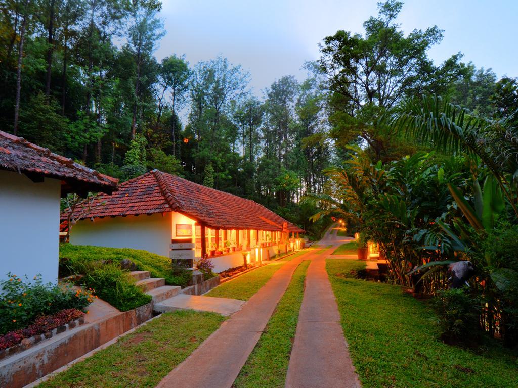 Hotel The Tamara Coorg Kakkabe Esterno foto