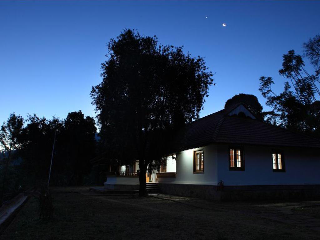 Hotel The Tamara Coorg Kakkabe Esterno foto